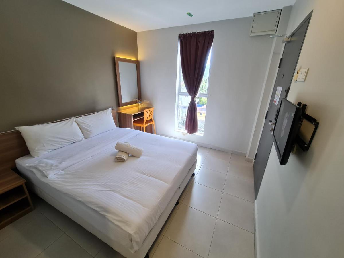 Ants Hotel Кангар Екстериор снимка
