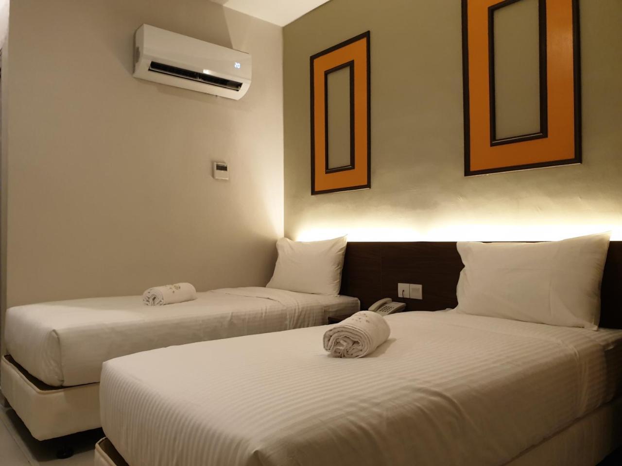 Ants Hotel Кангар Екстериор снимка