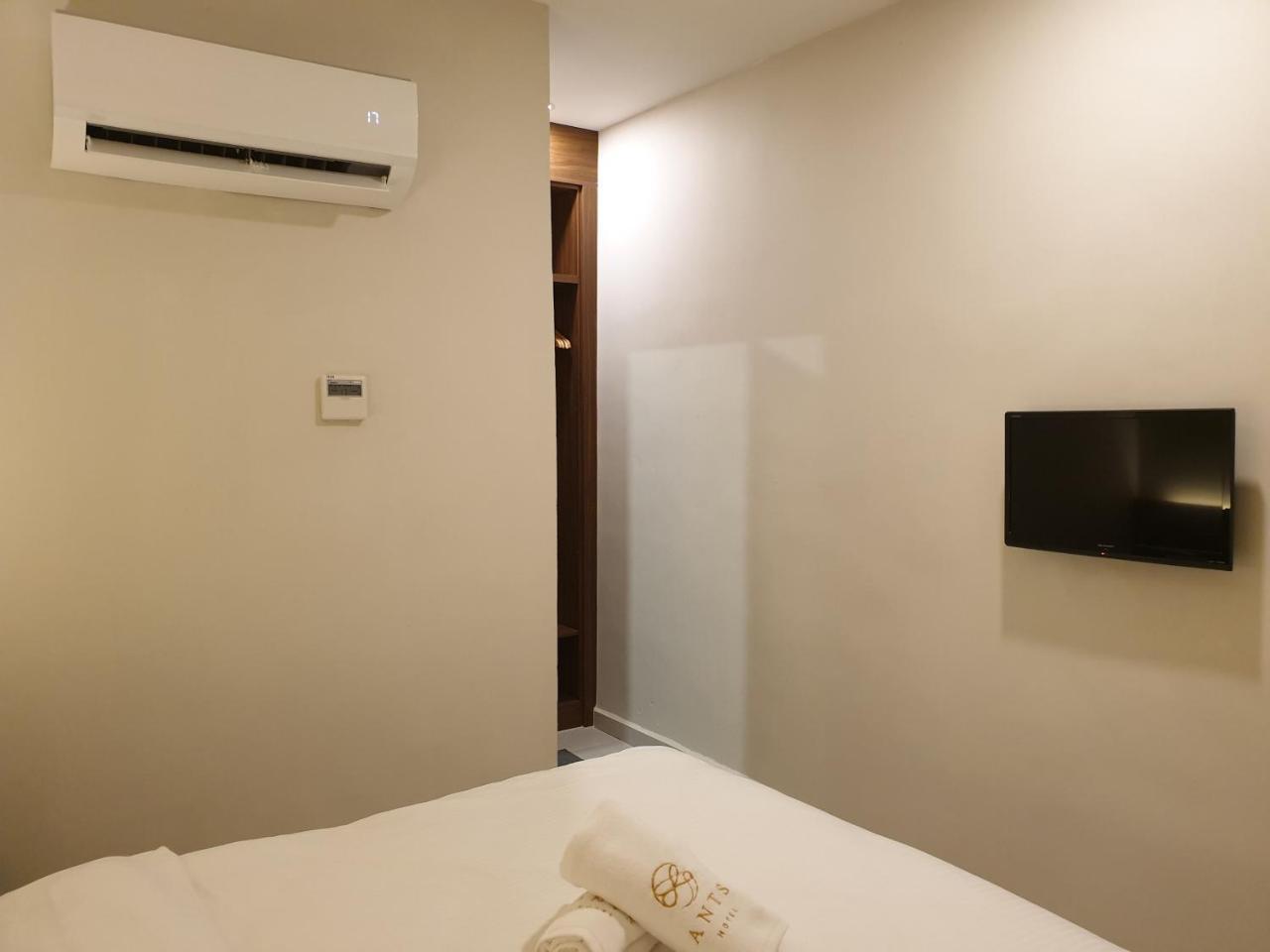 Ants Hotel Кангар Екстериор снимка